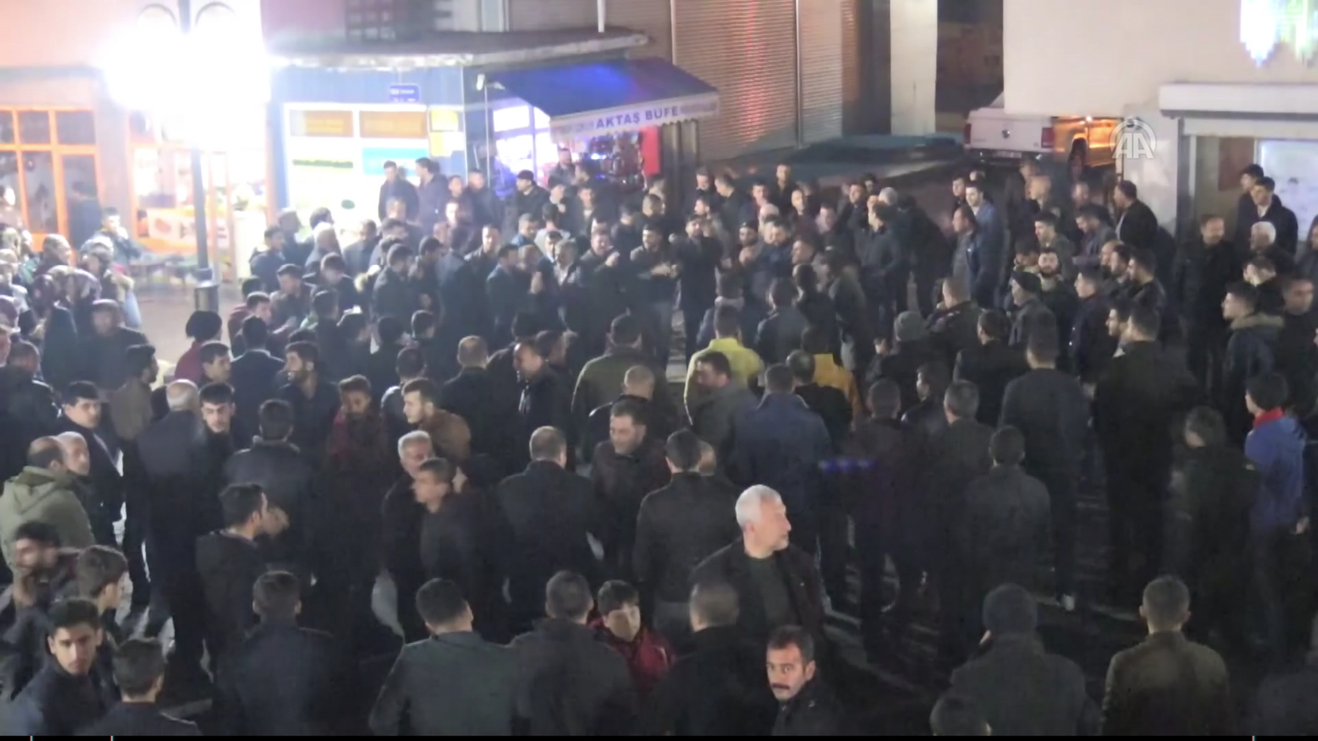 Li Bîtlîsê hemû cûre xwenîşandan û çalakî heta 15 rojan hatin qedexekirin